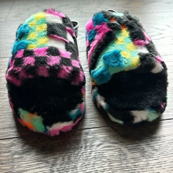 UGG FLUFF YEAH SLIDE CHECKS NWOT - Picture 3 of 6